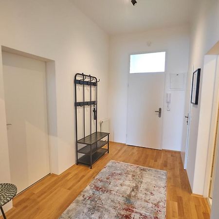 Trendy Apartment 2 Zimmer Zentral Gelegen Vienna Exterior photo
