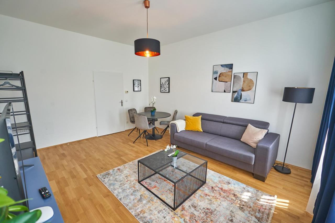 Trendy Apartment 2 Zimmer Zentral Gelegen Vienna Exterior photo